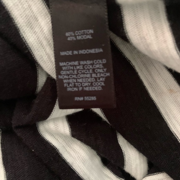 Lightweight Cotton Model Dress - Picture 5 of 5